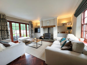 Photo 5- click for photo gallery